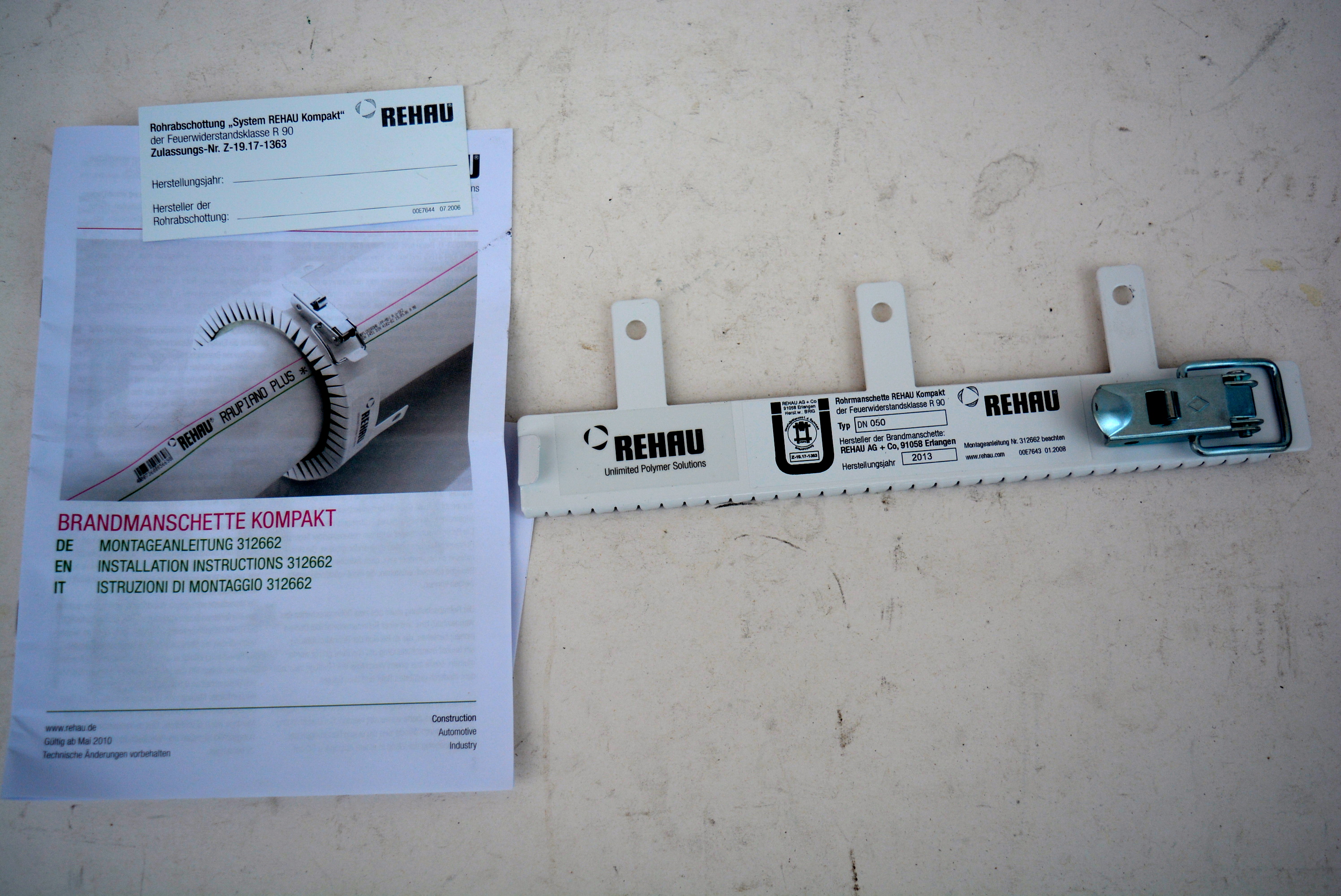 Rehau Raupiano Plus Brandmanschette kompakt 50 / 70 ...